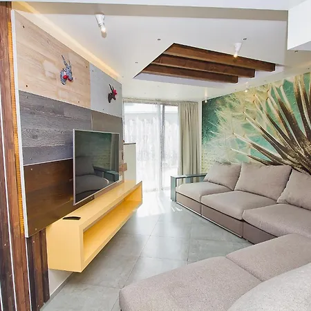 Luxurious With Sauna And Terrace * Parnu