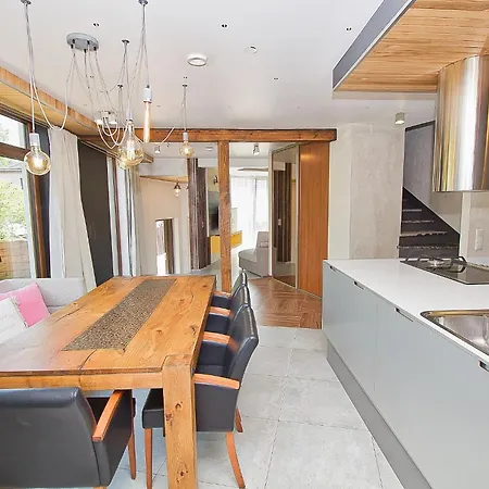 Apartamento Luxurious With Sauna And Terrace *