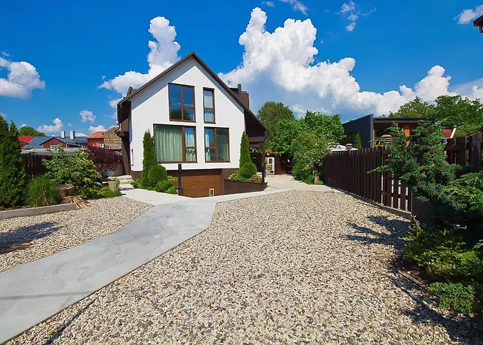 Luxurious With Sauna And Terrace *